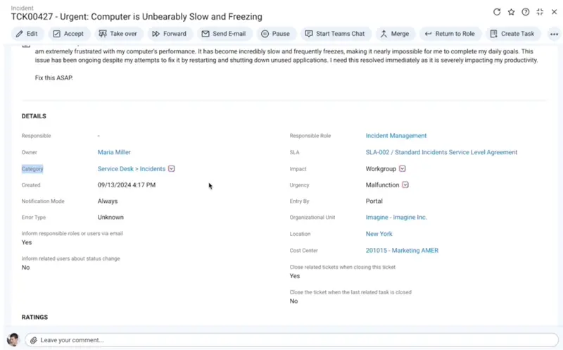 Questa schermata mostra come l'intelligenza artificiale può suggerire automaticamente le categorie di ticket nello strumento Matrix42 Enterprise.
